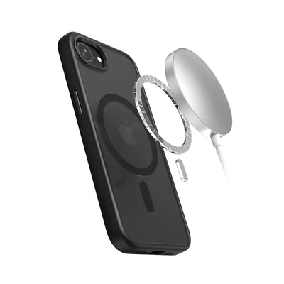 „Crong Hybrid Frost MAG Cover“ – „iPhone 17e“ / „16e“ „MagSafe“ dėklas (juodas)