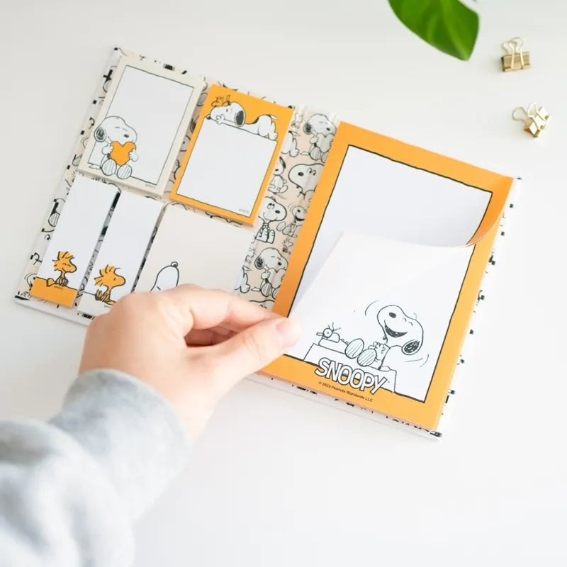 Snoopy – A6 lipnus užrašų bloknotas iš „Lazy Days“ kolekcijos