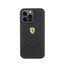 Ferrari Quilted Metal Logo – dėklas iPhone 15 Pro Max (juodas)