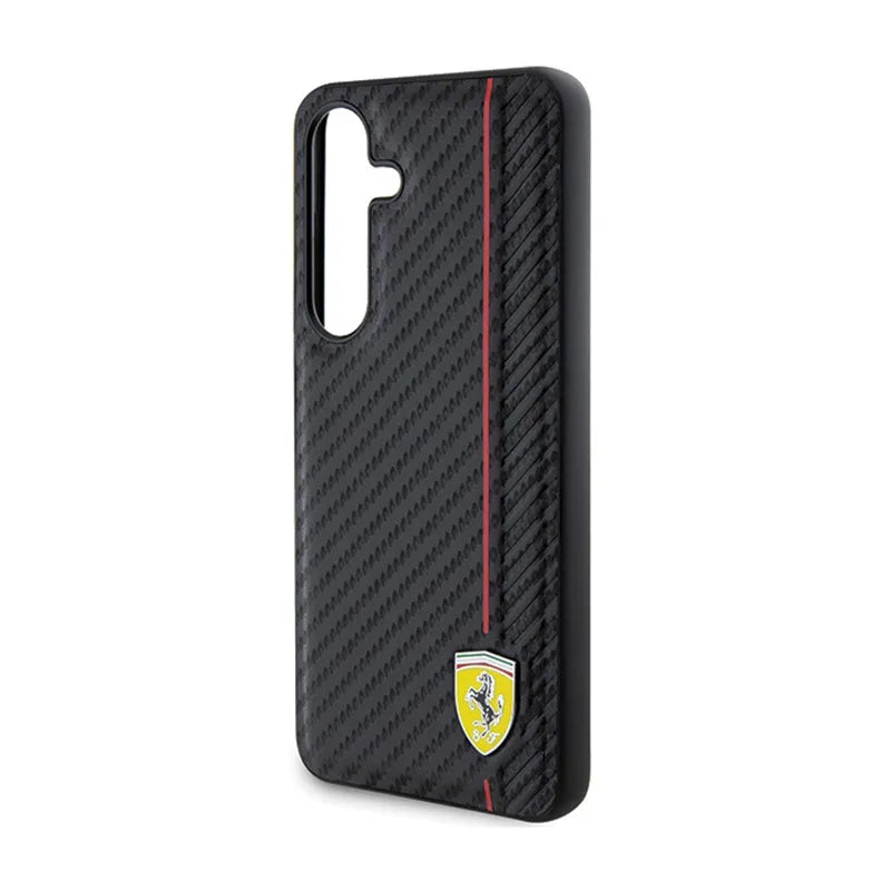 Ferrari Carbon Printed Line – dėklas Samsung Galaxy S24+ telefonui (juodas)