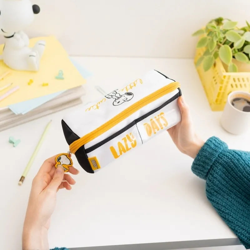 Snoopy – dviejų skyrių penalas iš „Lazy Days“ kolekcijos