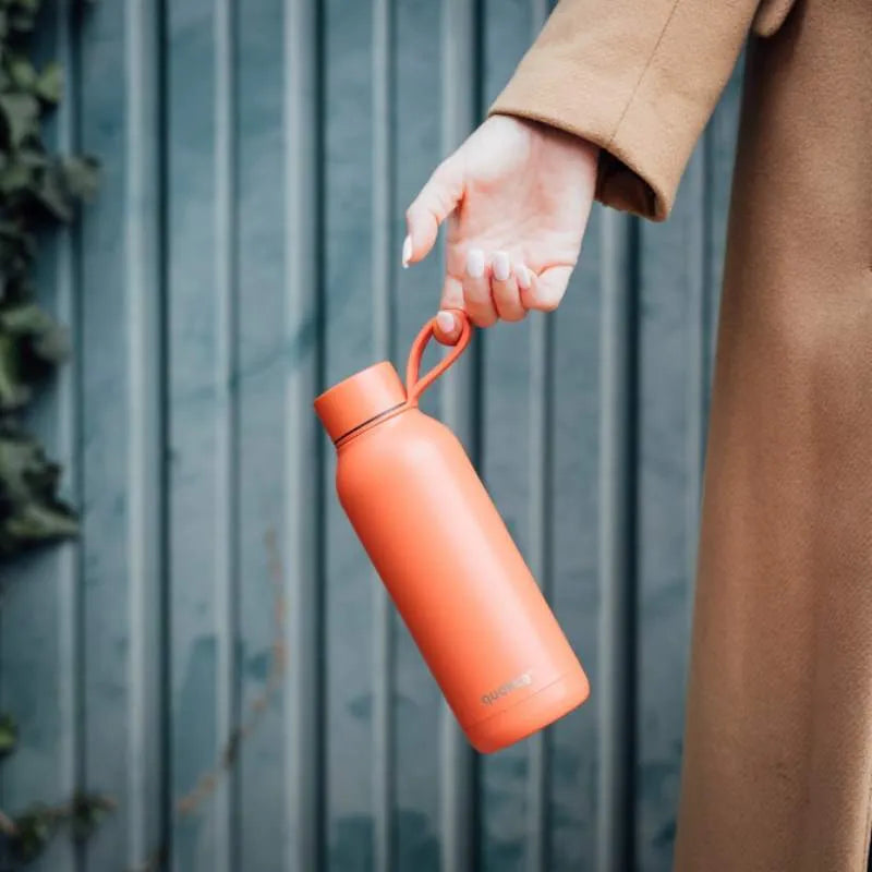 Quokka Solid su dirželiu – 510 ml nerūdijančio plieno termoso butelis su dirželiu (oranžinis)