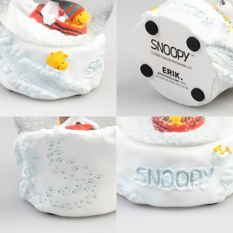 Snoopy – stiklinis sniego rutulys dovanų dėžutėje