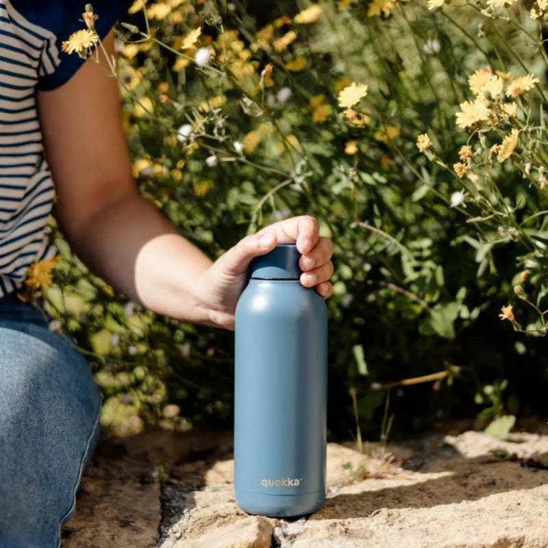 Quokka Solid – nerūdijančio plieno termo gertuvė 510 ml (Stone Blue)
