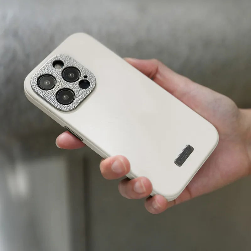 Moshi Napa MagSafe – odinis dėklas iPhone 15 (Eggnog White)