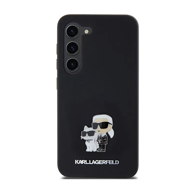 Karl Lagerfeld Silicone Karl & Choupette Metal Pin – dėklas Samsung Galaxy S24 (juodas)