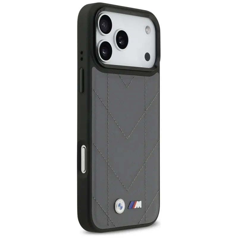BMW M Quilted Logo MagSafe – „iPhone 17 Pro Max“ dėklas (antracito spalvos)