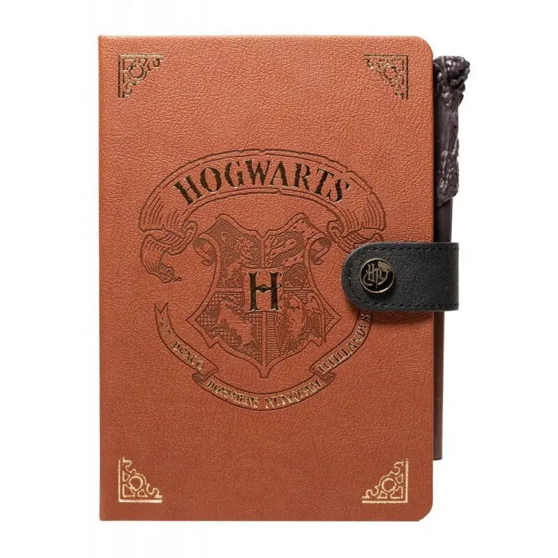 Harry Potter – A5 užrašų knygelė / Sąsiuvinis su lazdelės formos rašikliu