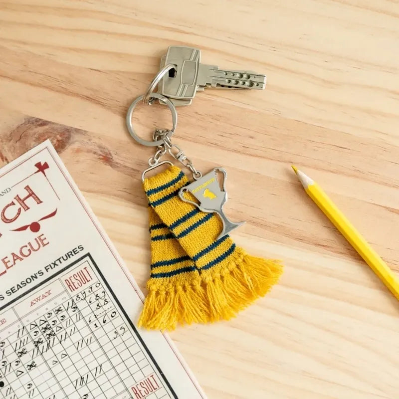 Harry Potter – Hufflepuff šaliko formos raktų pakabukas