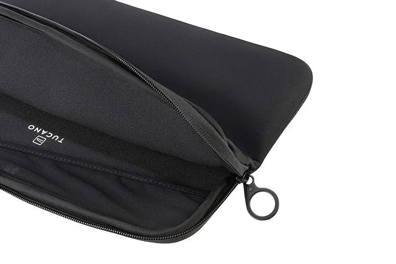 Tucano Top Second Skin – dėklas MacBook Pro 14" (M5/M4/M3/M2/M1/2026-2021) (juodas)