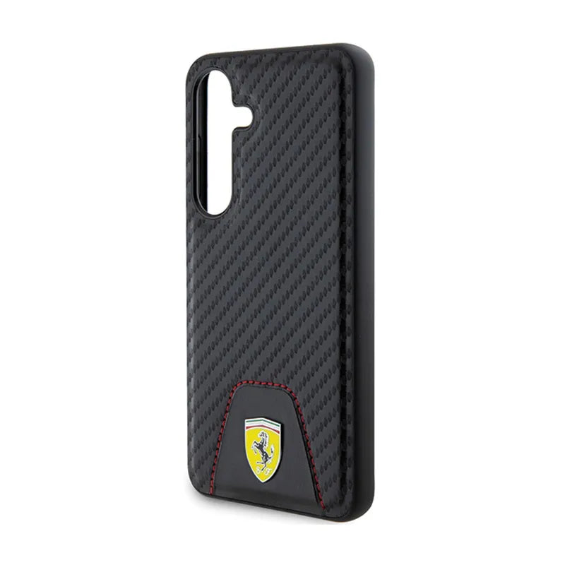 Ferrari Carbon Stitched Bottom – dėklas Samsung Galaxy S24 (juodas)