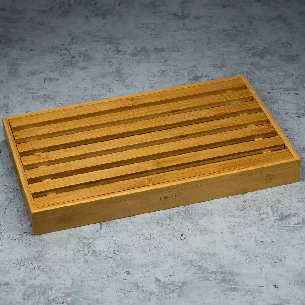 Kinghoff bambuko duonos pjaustymo lentelė su padėklu KH-1682