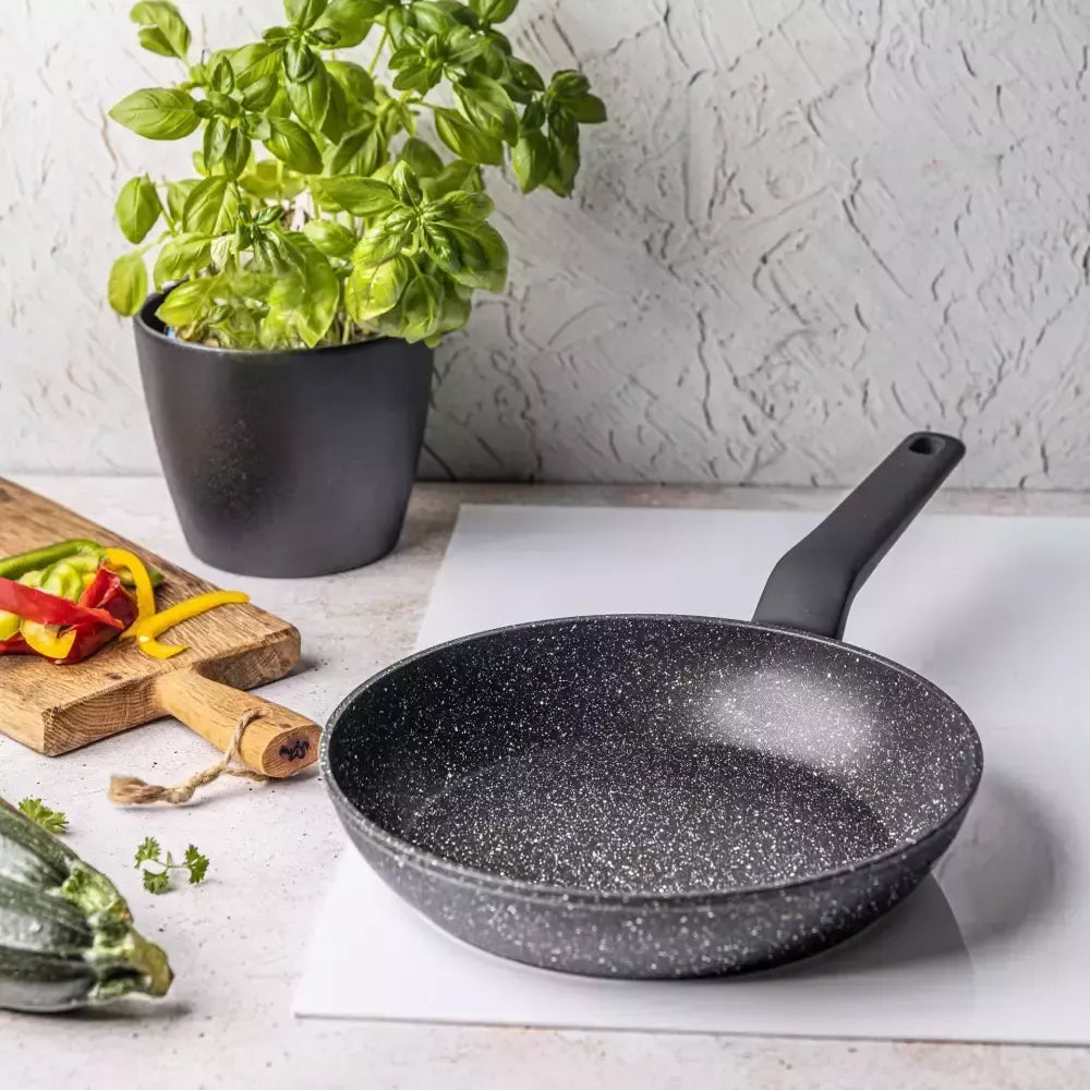 Aliumininė keptuvė su marmurine danga, Ø24 cm, juoda KB-7664